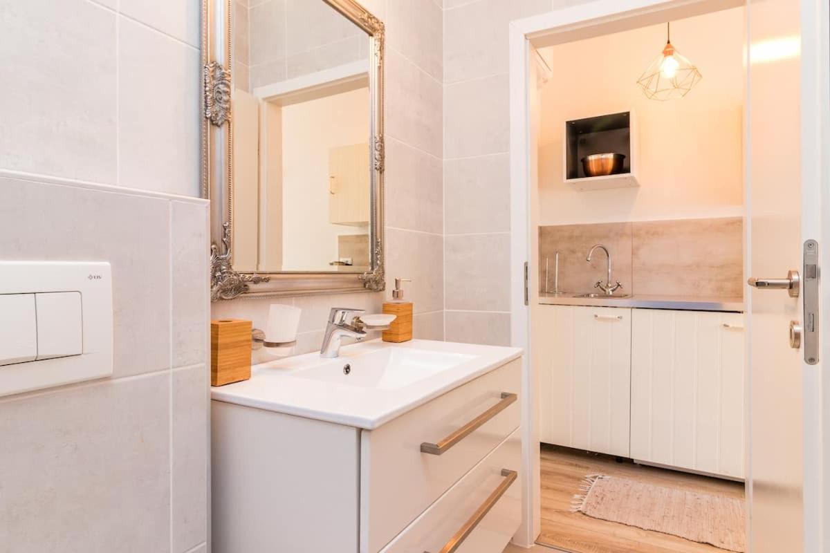 Gridolina Apartment Pula Luaran gambar