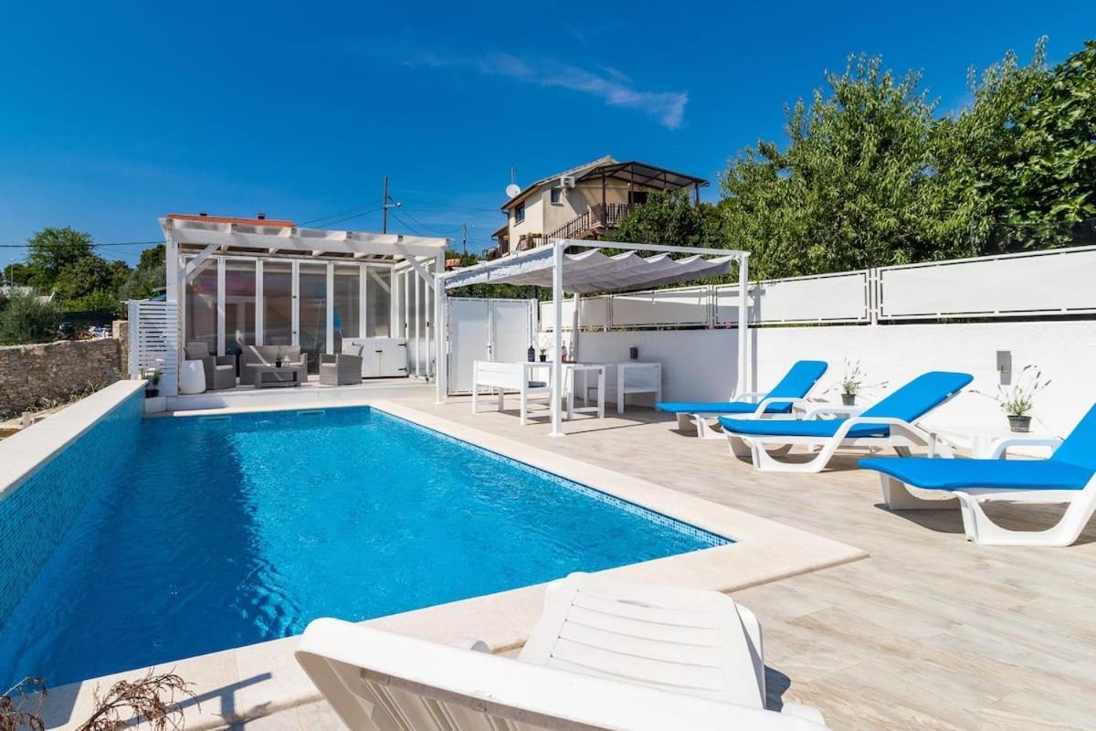 Gridolina Apartment Pula Luaran gambar